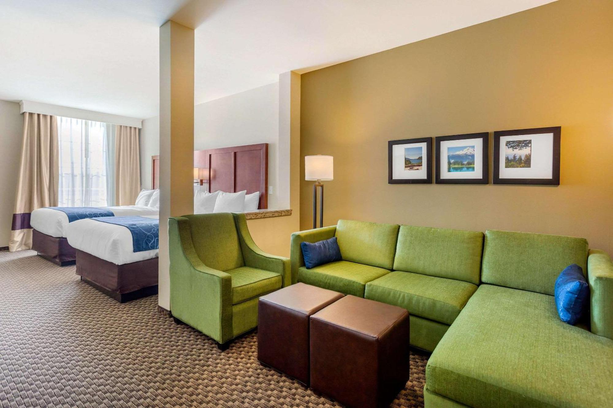 Comfort Suites Burlington Near I-5 Esterno foto