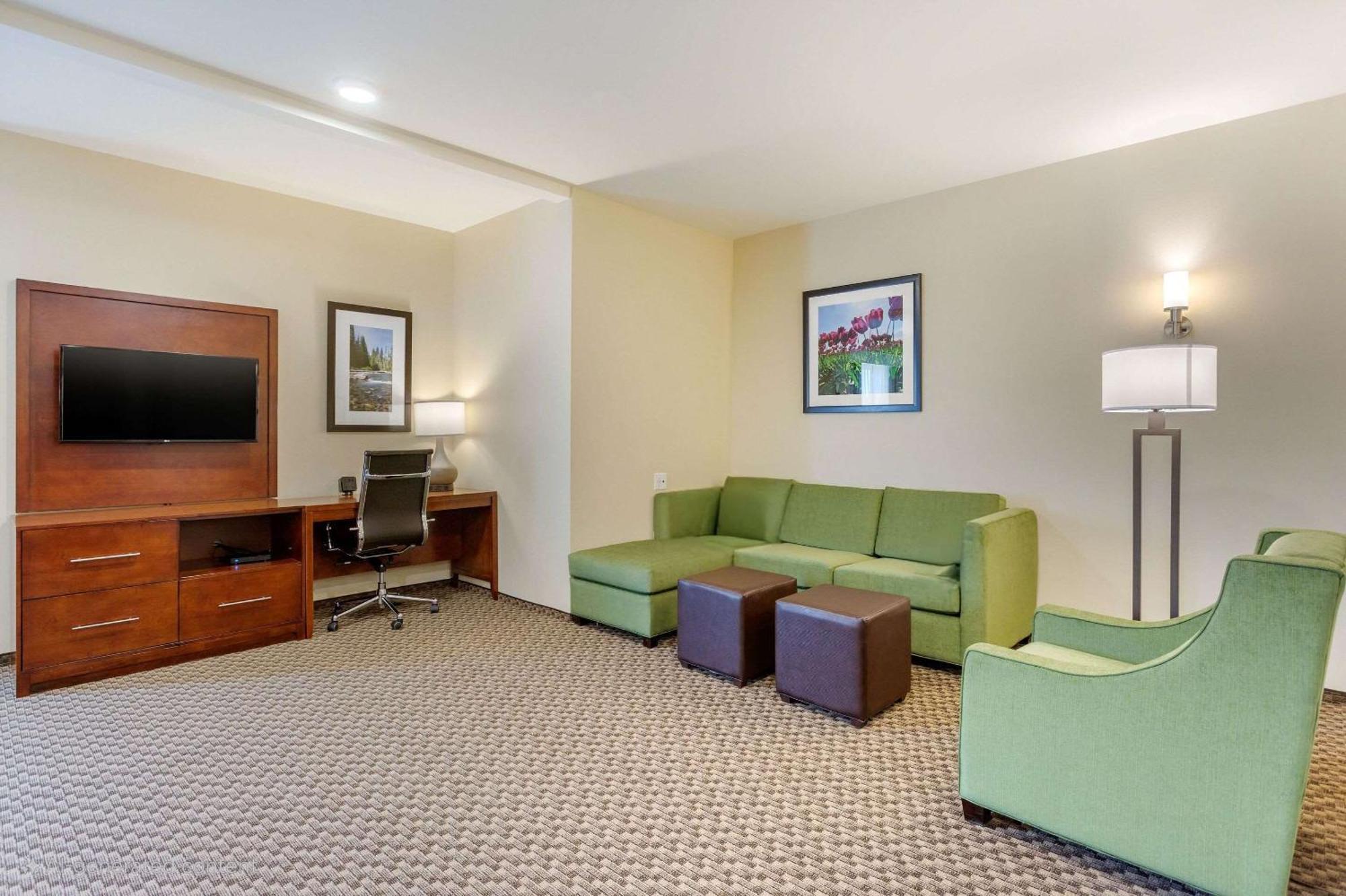 Comfort Suites Burlington Near I-5 Esterno foto