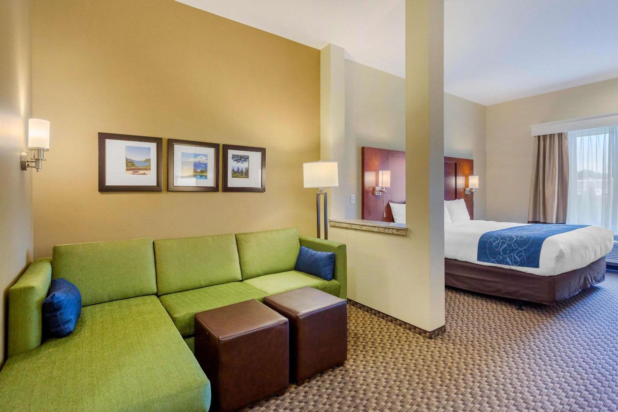 Comfort Suites Burlington Near I-5 Esterno foto
