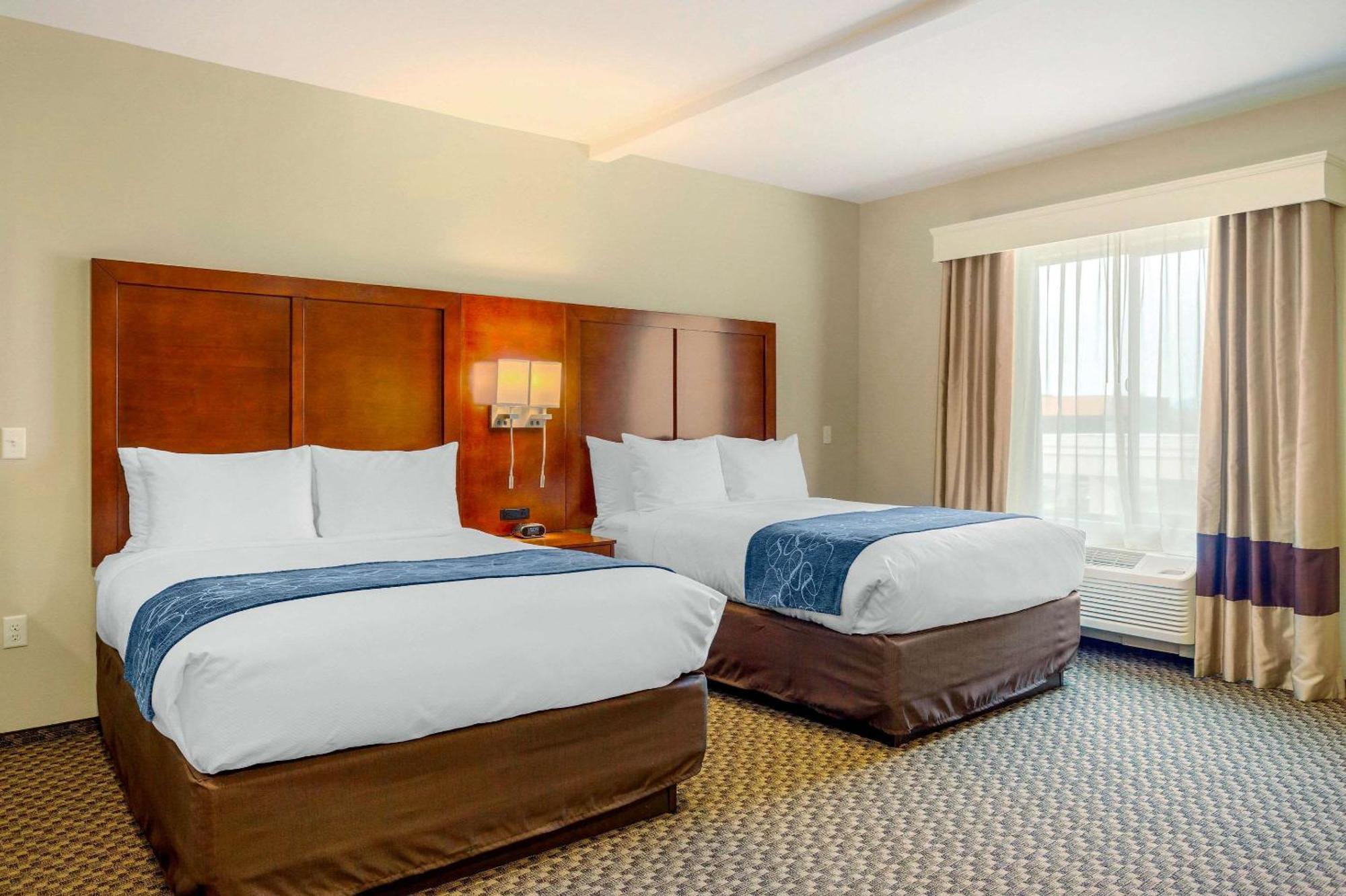 Comfort Suites Burlington Near I-5 Esterno foto