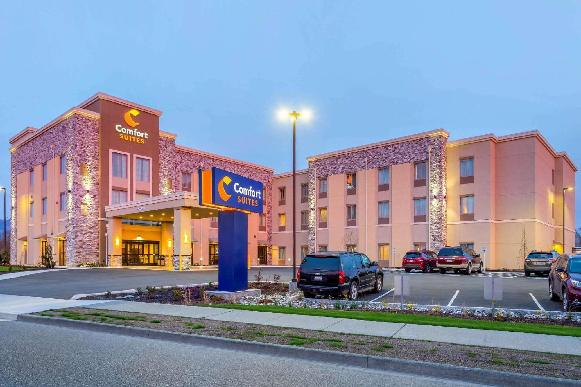 Comfort Suites Burlington Near I-5 Esterno foto
