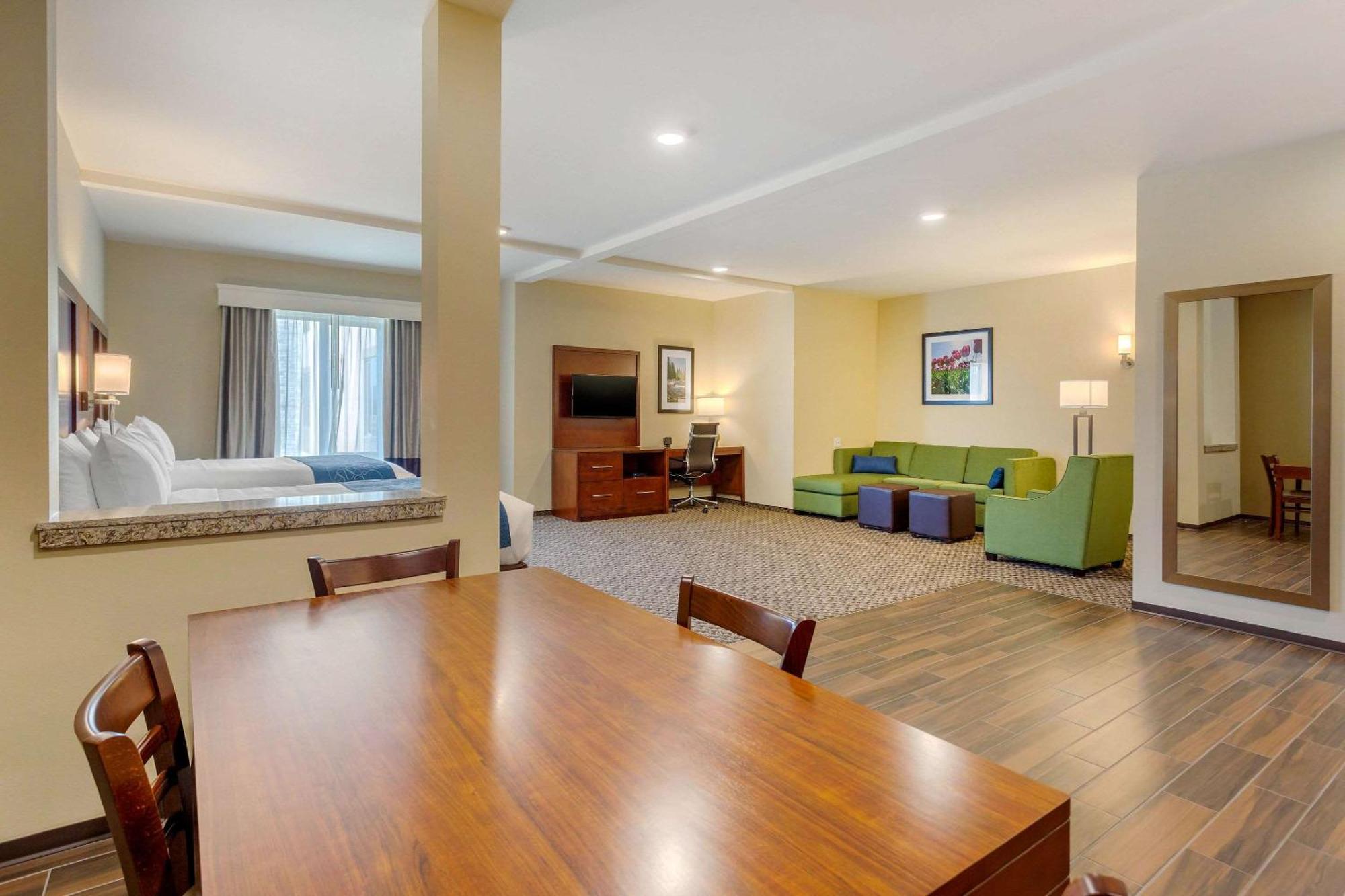 Comfort Suites Burlington Near I-5 Esterno foto