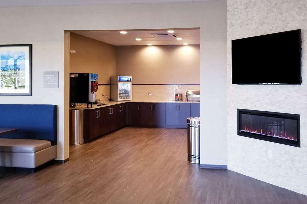 Comfort Suites Burlington Near I-5 Ristorante foto