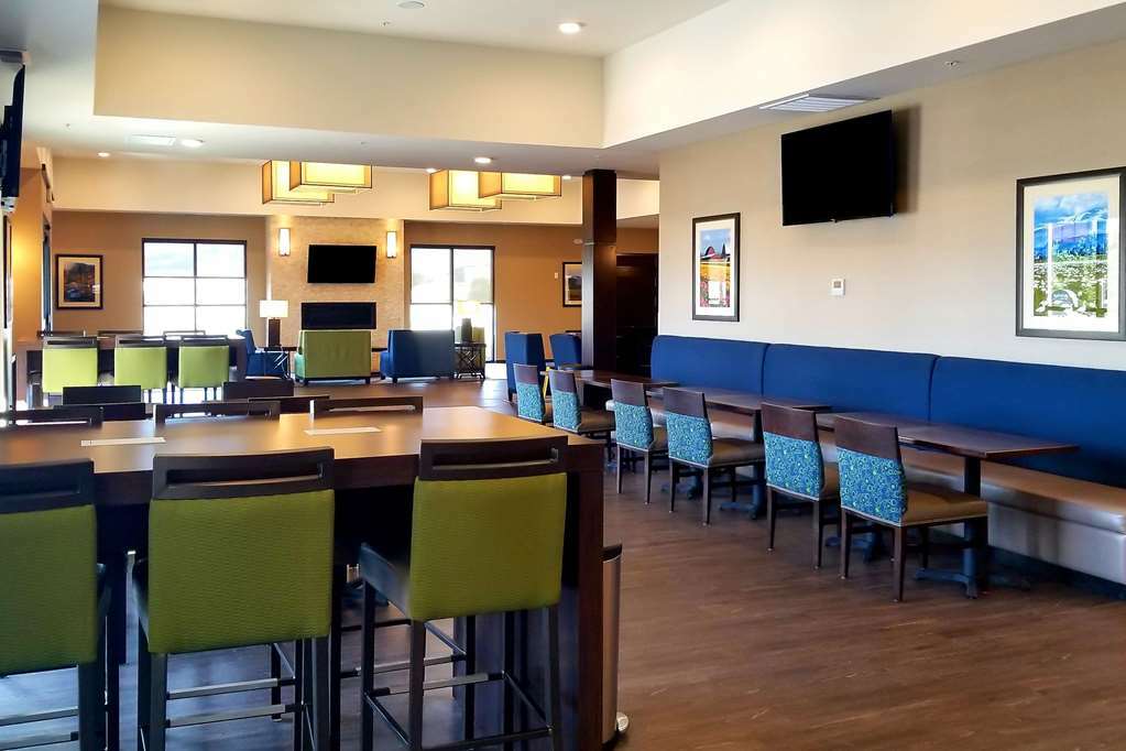 Comfort Suites Burlington Near I-5 Ristorante foto